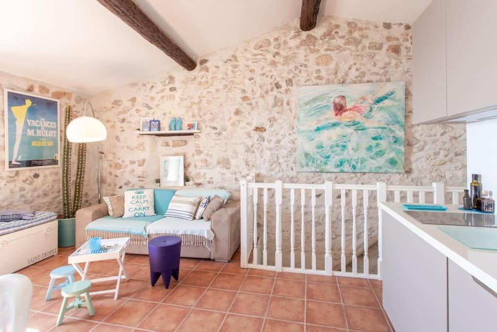 A9 - 1 Bdr Fantastic Sea View Remparts Old - Ac Appartement *